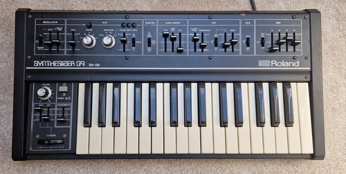 Roland keyboard - roland,