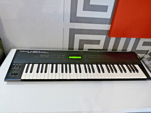 Roland u20 - roland,