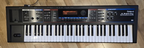 Roland juno synthesiser - roland, di