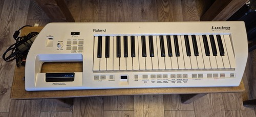 Roland lucina keyboard - lucina, ax-09