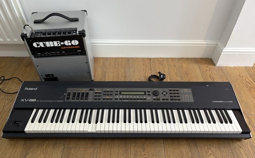 Roland music synthesizer - roland, xv-88