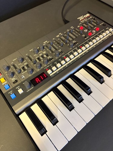 Roland and k 25m - jx-08,