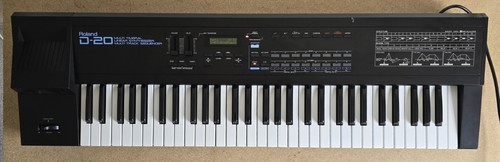 Roland d20 synthesiser 100 - -, %