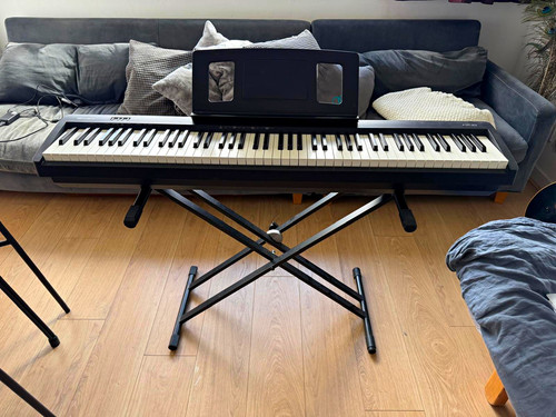 Roland black stand - fp-10,,
