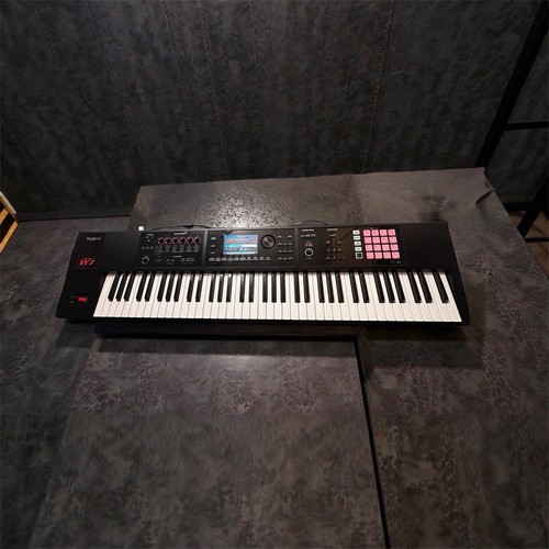 Roland fa07 keyboard - roland,