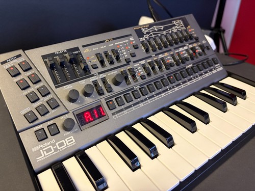 Roland and k 25m - roland, jd-08