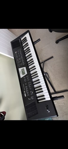 Roland music keyboard - bk-3,
