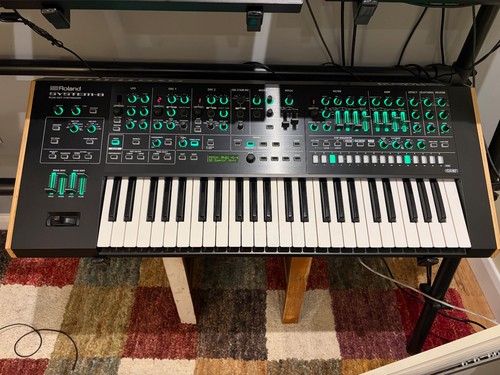 Roland system synthesiser - roland, 8