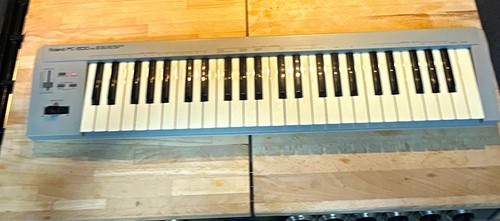 Roland 200 49 - pc-200, 49-key