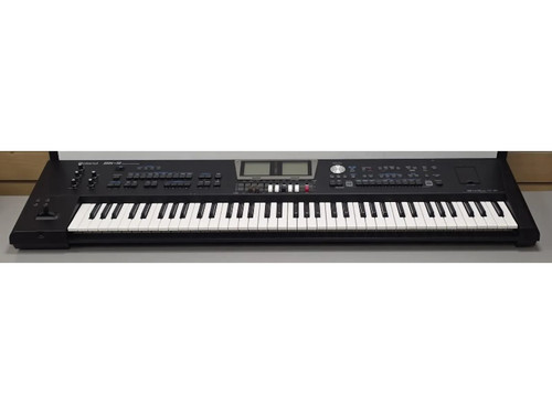 Roland digital keyboard - bk-9,