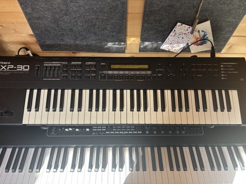 Roland 64 voice - xp-30,