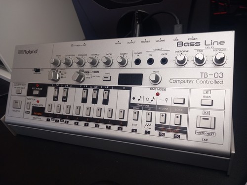 Roland boutique bass - roland,