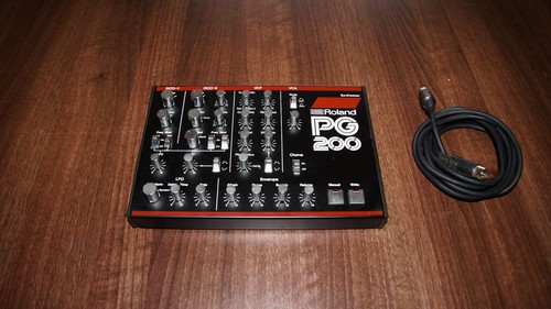 Roland pg200 programmer - pg200,